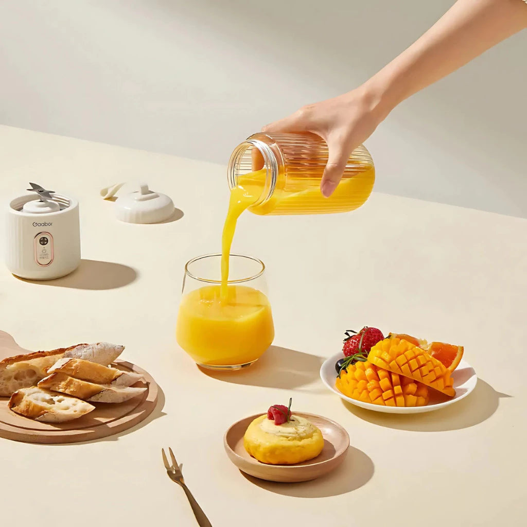 Mini Liquidificador Portátil Gaabor USB 2 Copos Blender | Vida Potente